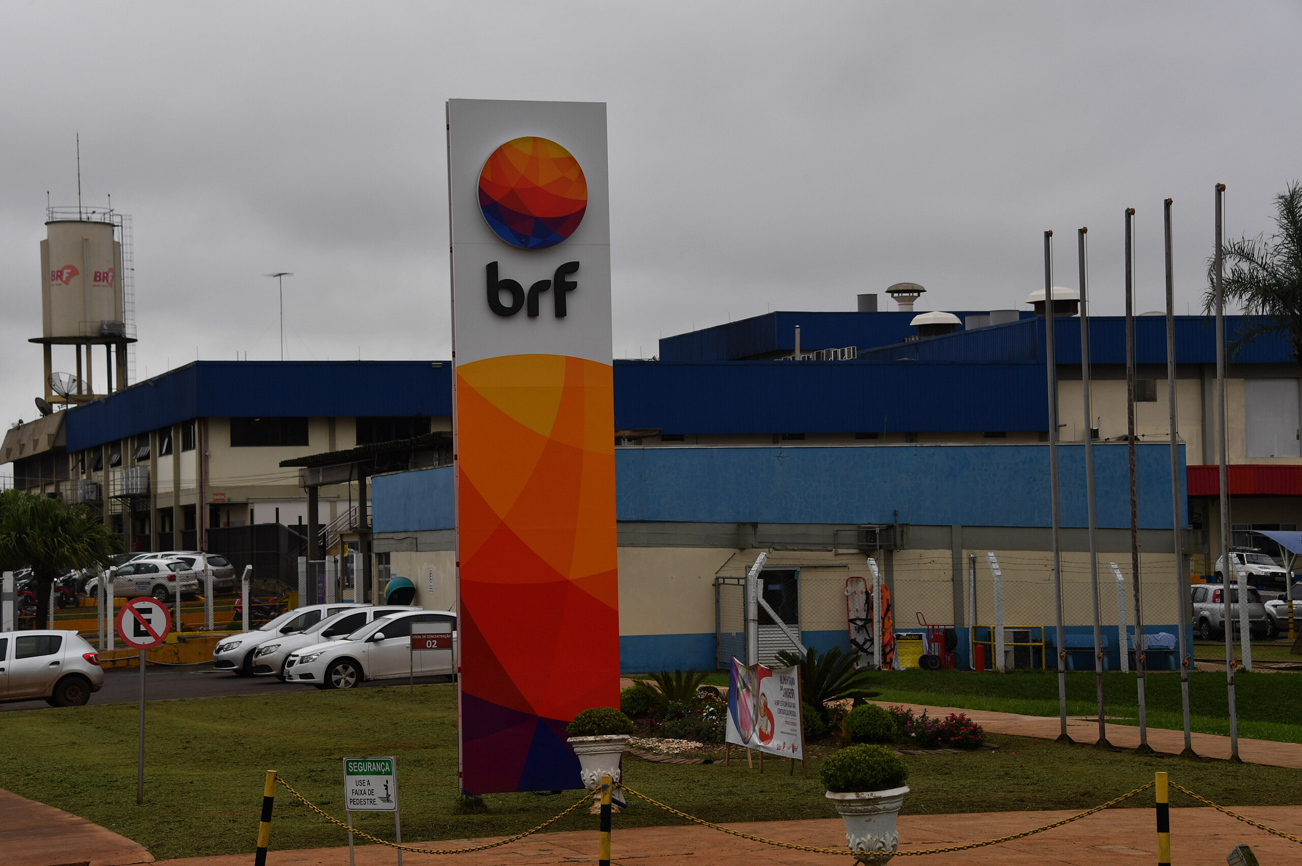 General view of Brazilian food company BRF's plant, under investigations for products adulteration in Chapeco, Santa Catarina state, Brazil on March 17, 2017.<br /><br /><br /><br />
Brazilian Federal police have dismantled, after two years of running the "weak flesh" operation, a vast network of adulterated food, involving major meat processing plants and inspectors who accepted bribes to approve products in bad condition for domestic consumption and exportation.  / AFP PHOTO / NELSON ALMEIDA        (Photo credit should read NELSON ALMEIDA/AFP/Getty Images)