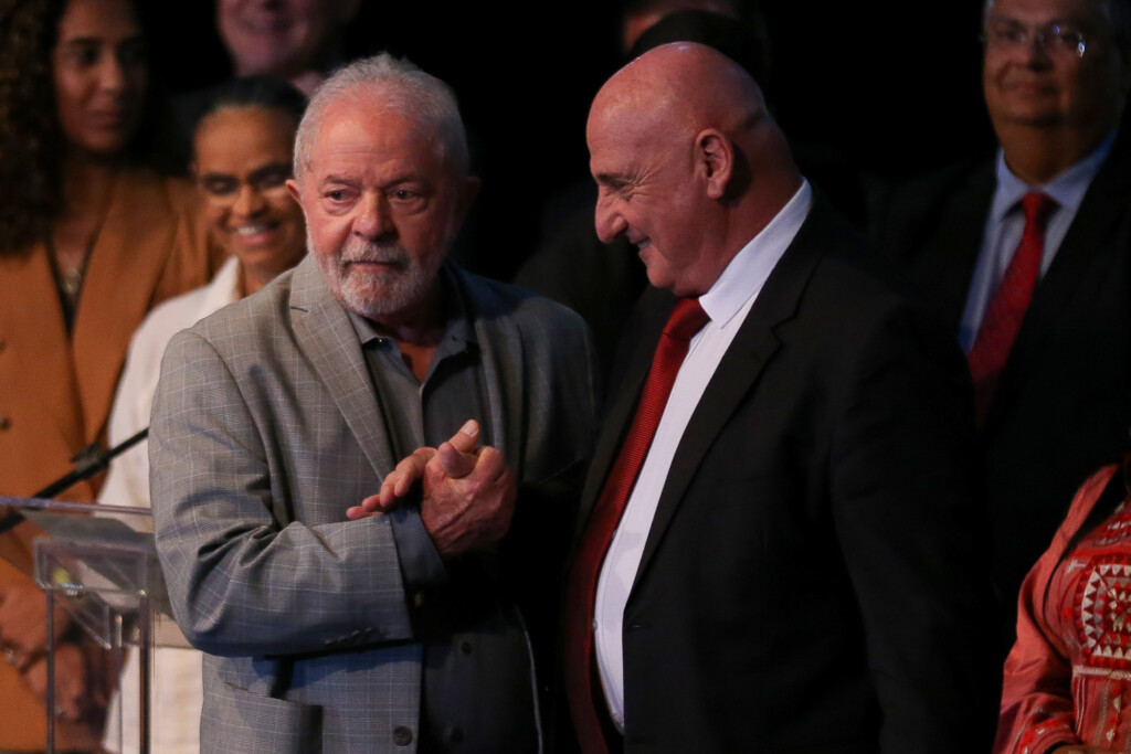 *Arquivo* BRASÍLIA, DF, 29.12.2022: O presidente Luiz Inácio Lula da Silva e Gonçalves Dias durante encontro no CCBB.