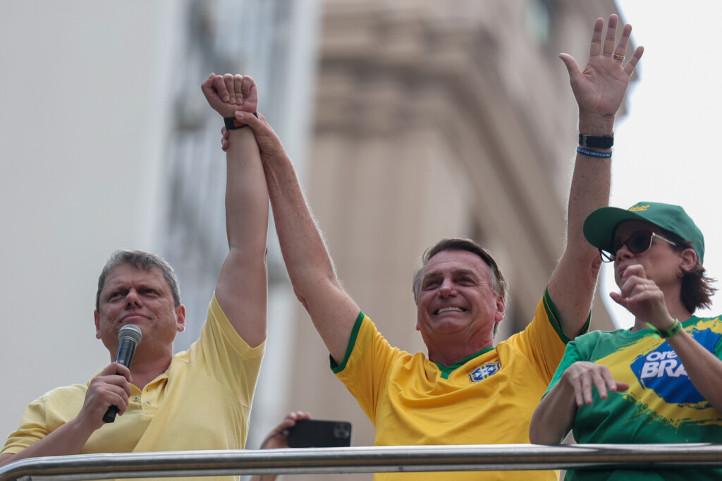 Tarcísio de Freitas foi um dos que nem se deram o trabalho de esperar a prisão de Jair Bolsonaro para se reivindicarem como herdeiros do seu legado.