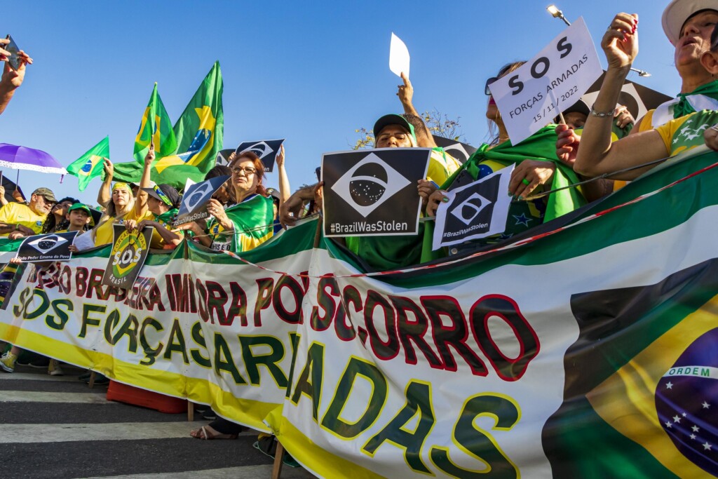 SÃO PAULO, SP. 15.11.2022: IBIRAPUERA. Manifestantes em ato à favor de uma intervenção federal em frente ao quartel general do exército - comando da 2ª região militar, terça-feira (15). (Foto: Vinicius Taschini/Photopress) (Foto: VINICIUS TASCHINI/PHOTOPRESS/Folhapress)