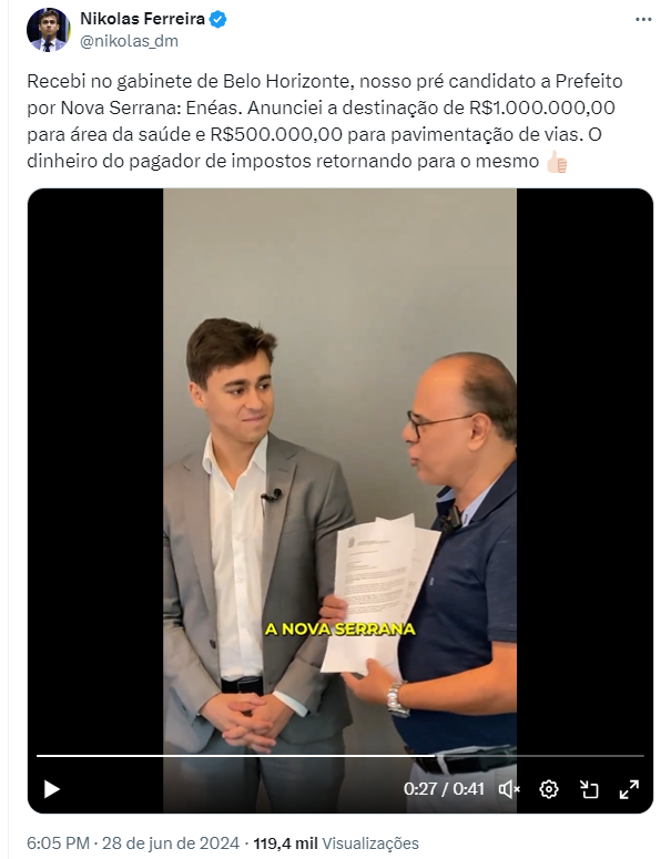 Nikolas Ferreira ao lado do pré-candidato à Prefeitura de Nova Serrana, Enéas Fernandes. Reprodução