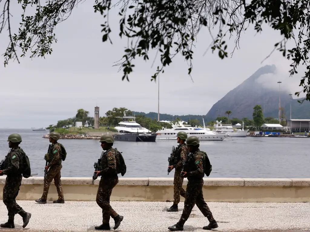 Forças armadas fazem segurança no G20. 