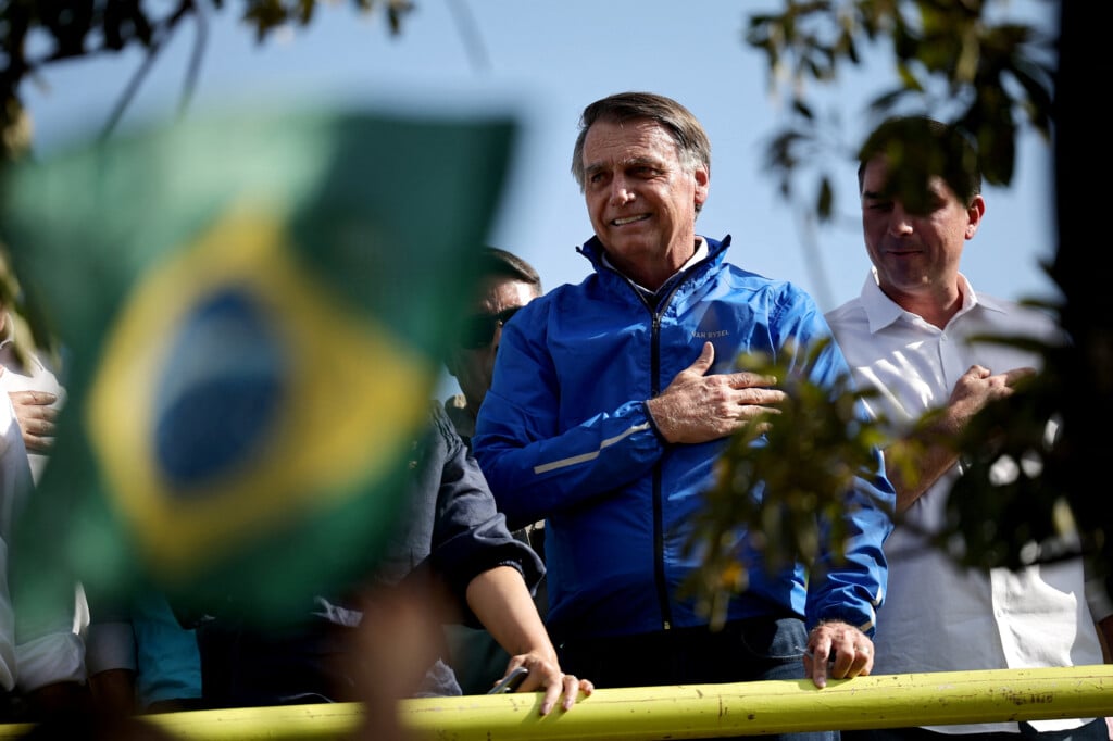 Jair Bolsonaro participou de motociata com apoiadores em Brasília no último domingo (Foto: Adriano Machado/Reuters/Folhapress)